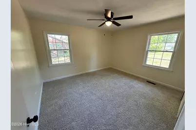 1300 W Church Street, Laurinburg, NC 28352 - Photo 7