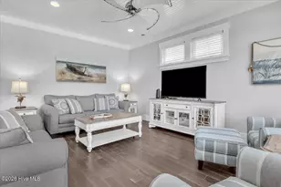 804 E Oak Island Dr, Oak Island, NC 28465 - Photo 9