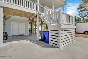 804 E Oak Island Dr, Oak Island, NC 28465 - Photo 53