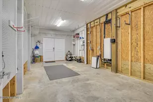 804 E Oak Island Dr, Oak Island, NC 28465 - Photo 51