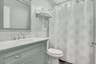 804 E Oak Island Dr, Oak Island, NC 28465 - Photo 23
