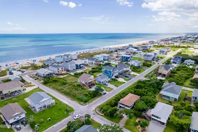 7202 E Yacht Drive, Oak Island, NC 28465 - Photo 57
