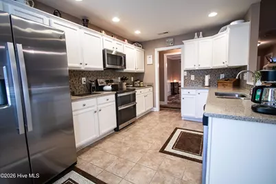 [Address not provided], Jacksonville, NC 28546 - Photo 9