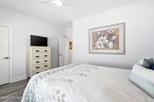 121 NW 12th St, Oak Island, NC 28465 - Photo 33