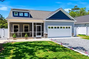 121 NW 12th St, Oak Island, NC 28465 - Photo 3