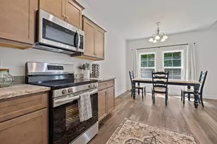 105 Cottle Ct, Richlands, NC 28574 - Photo 3