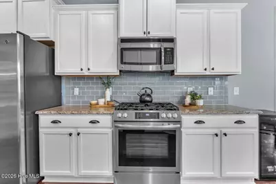 7824 Bonfire Drive, Wilmington, NC 28409 - Photo 9