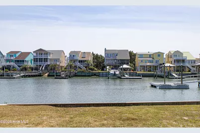 414 18th Street, Sunset Beach, NC 28468 - Photo 9