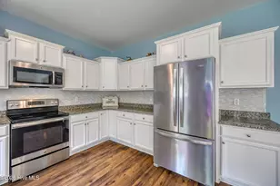 40 Thatcher Dr, Rocky Point, NC 28457 - Photo 13