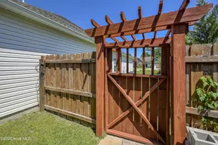 40 Thatcher Dr, Rocky Point, NC 28457 - Photo 45