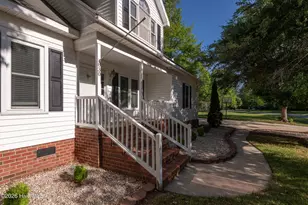 830 Driftwood Dr, Greenville, NC 27858 - Photo 3
