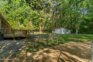 11073 Sam Potts Hwy, Lake Waccamaw, NC 28450 - Photo 31