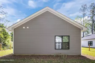 609 N Timberly Ln, Burgaw, NC 28425 - Photo 39