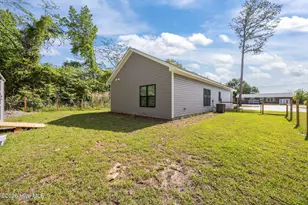 609 N Timberly Ln, Burgaw, NC 28425 - Photo 27