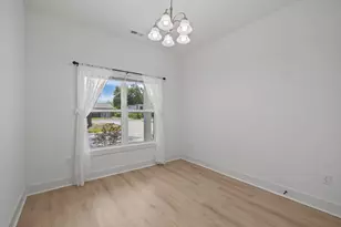 609 N Timberly Ln, Burgaw, NC 28425 - Photo 19