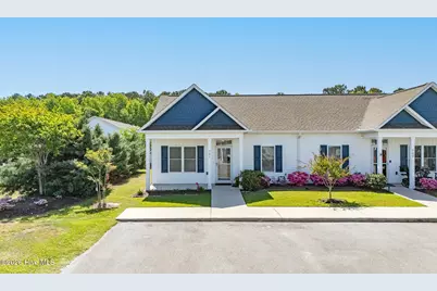 701 Pirates Landing Drive, Beaufort, NC 28516 - Photo 1