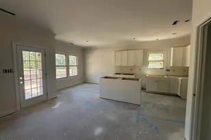 16651 Rabbit Run Ct, Wagram, NC 28396 - Photo 3