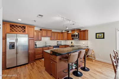 306 Lake Park Boulevard S #302, Carolina Beach, NC 28428 - Photo 11