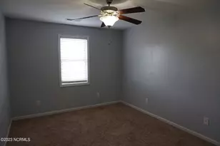 112 High Cottage Ln, Richlands, NC 28574 - Photo 15