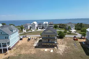 742 Cannonsgate Dr, Newport, NC 28570 - Photo 3