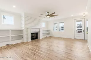 742 Cannonsgate Dr, Newport, NC 28570 - Photo 9