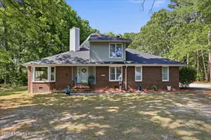 129 Albert Dr, Goldsboro, NC 27530 - Photo 1