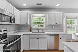 410 Point View Ct, Wilmington, NC 28411 - Photo 13