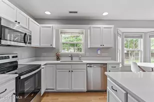 410 Point View Ct, Wilmington, NC 28411 - Photo 15
