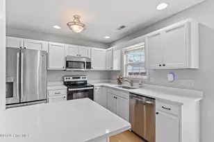 410 Point View Ct, Wilmington, NC 28411 - Photo 17