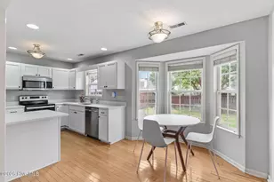 410 Point View Ct, Wilmington, NC 28411 - Photo 19