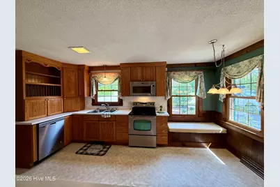 1391 Johnson Drive, Williamston, NC 27892 - Photo 31
