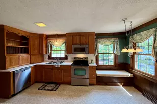 1391 Johnson Dr, Williamston, NC 27892 - Photo 31