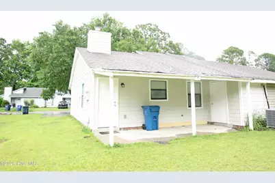 152 Village Circle, Jacksonville, NC 28546 - Photo 13