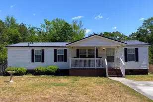 821 Lewis Dr, Grifton, NC 28530 - Photo 1