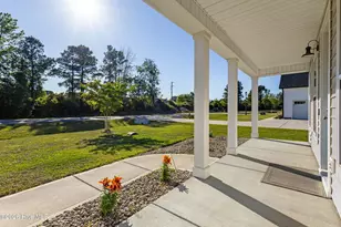 301 Grandview Dr, Hampstead, NC 28443 - Photo 5