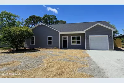 107 N Queen Street, Hubert, NC 28539 - Photo 1