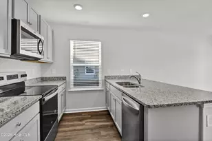 3202 Lobelia Ln, Leland, NC 28451 - Photo 13