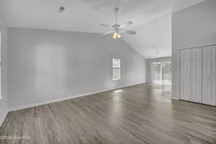 508 Brewster Ln, Wilmington, NC 28412 - Photo 7