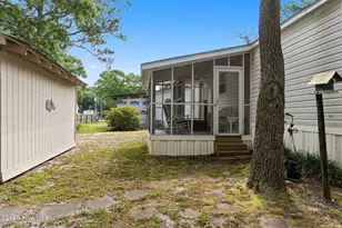 7203 Banner St SW, Ocean Isle Beach, NC 28469 - Photo 23