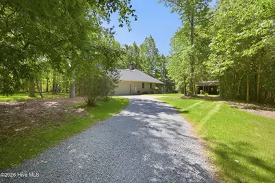 512 North Line Drive, Hampstead, NC 28443 - Photo 3