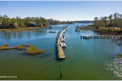 814 Oyster Point Drive, Wilmington, NC 28411 - Photo 3