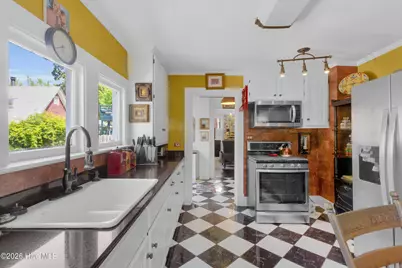 208 Johnson Street, New Bern, NC 28560 - Photo 5