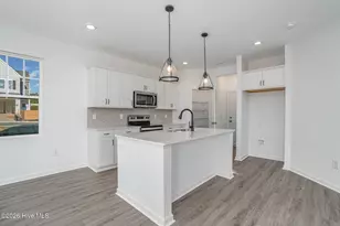 1649 King St, Wilmington, NC 28401 - Photo 3