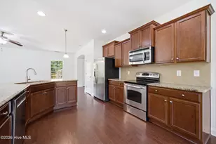 317 Sand Grove Dr, Swansboro, NC 28584 - Photo 7