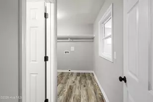 100 Banks St, Jacksonville, NC 28540 - Photo 33
