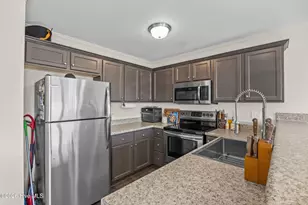 442 Sullivan Loop Rd, Midway Park, NC 28544 - Photo 11