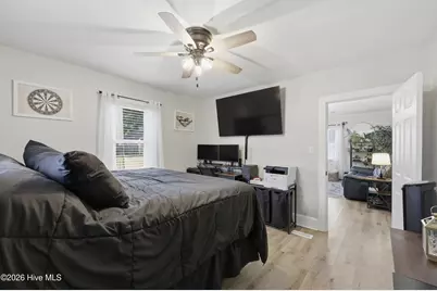 1119 W Colonial Avenue, Elizabeth City, NC 27909 - Photo 11