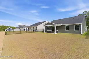 1123 Middle Crst Dr NE, Bolivia, NC 28422 - Photo 35