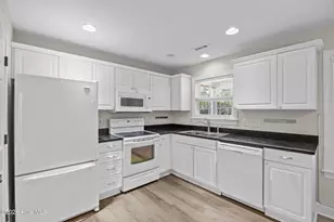 2336 Frink Lake Dr, Southport, NC 28461 - Photo 11
