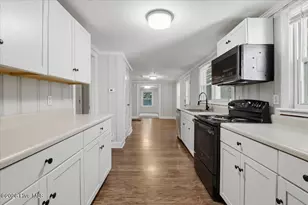 511 S Pine St, Spring Hope, NC 27882 - Photo 9
